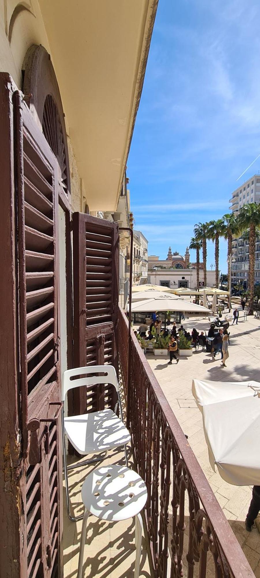 Palm Central House Bari Exterior photo